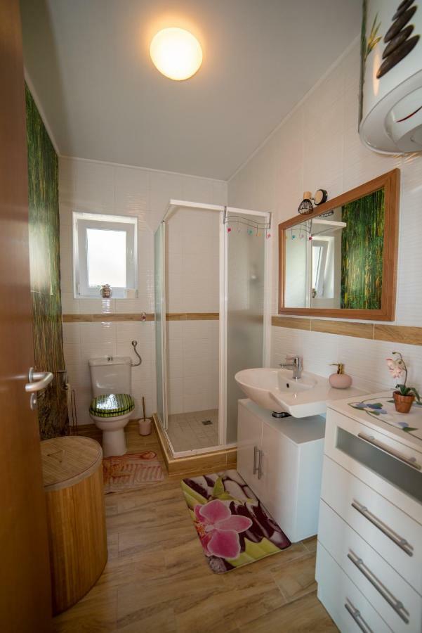 Poseydon Beach Bungalow ムリニ エクステリア 写真